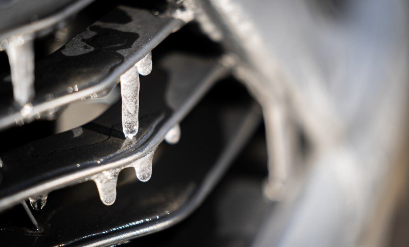 Hoe rij je veilig in winterse omstandigheden?