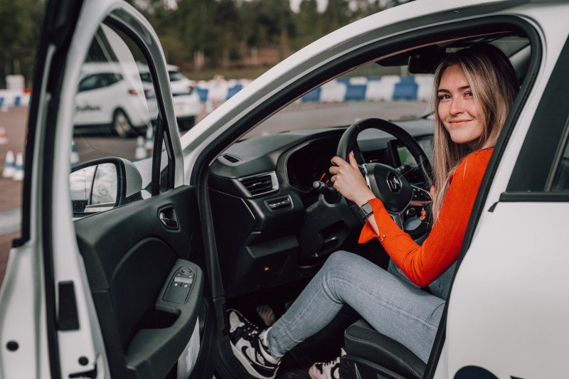 Terugkommoment Rijbewijs B - Inschrijven Terugkommoment Rijbewijs B - DriveSafeAcademy.be thumbnail